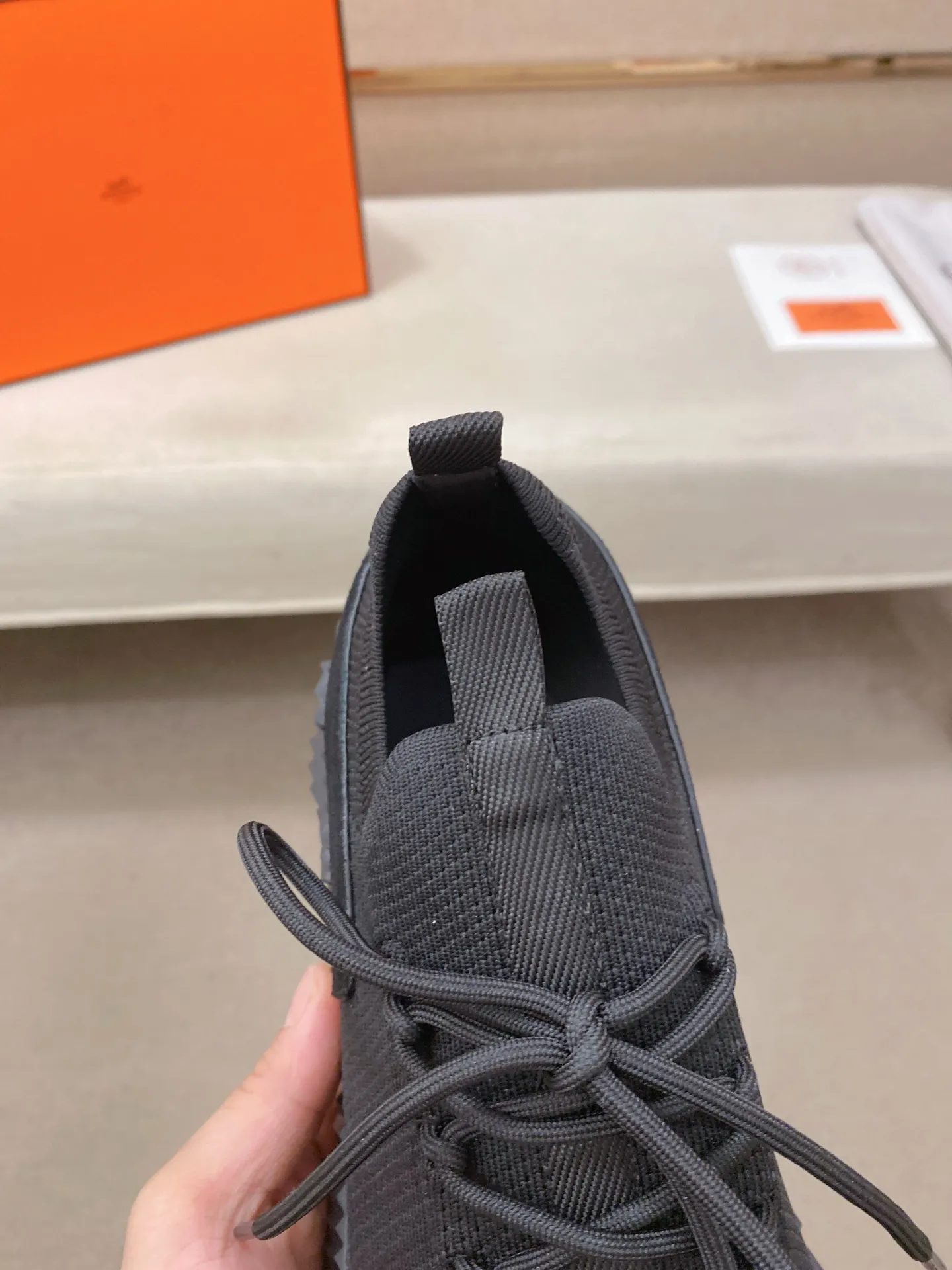 Men's clothing and shoes💰: 620💰《HERMES》【Classic Original Version】Hermès; Top 🔝 Purchasing Agency 🔍🔍Men's latest 🇺🇸 counters are on sale simultaneously, original imported from Italy ▲▲Silk cowhide with breathable fabric ▲▲ (high-end and expensive Qi·Grade) Exquisite workmanship (Italian 🇮🇹Imported water-dyed 🐂cowhide lining) Sole: Original sole provided by the original factory, ⚠️Exclusive double-layer activity·TPR·Rubber·Combined molded outsole; Super·comfortable·wear-resistant·non-slip·environmental protection The real thing is more beautiful if you take the real thing (high quality, follow the order), you can enter and exit the counter at will * Number of yards: 38·39·40·41·42·43·44# (can be customized 45.)